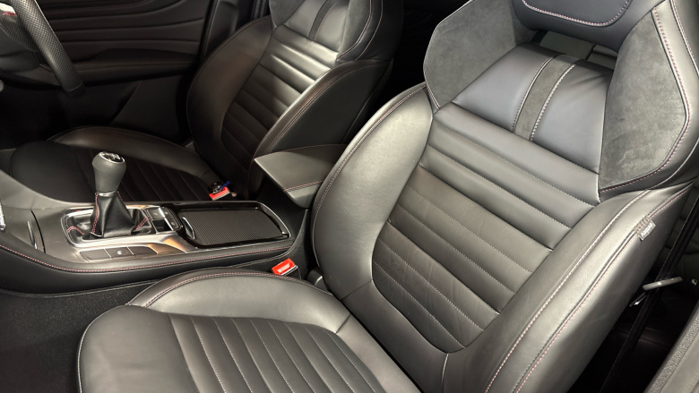 MG HS 1.5 T-GDI Trophy 5dr Petrol Hatchback